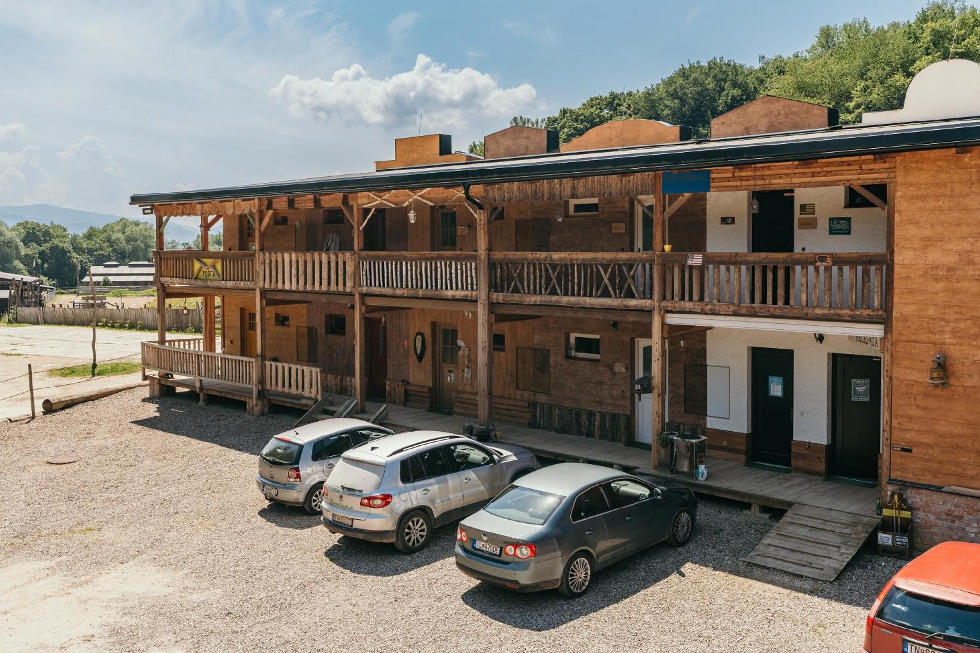 Ranch 13 - Western A Kone Nemsova Экстерьер фото