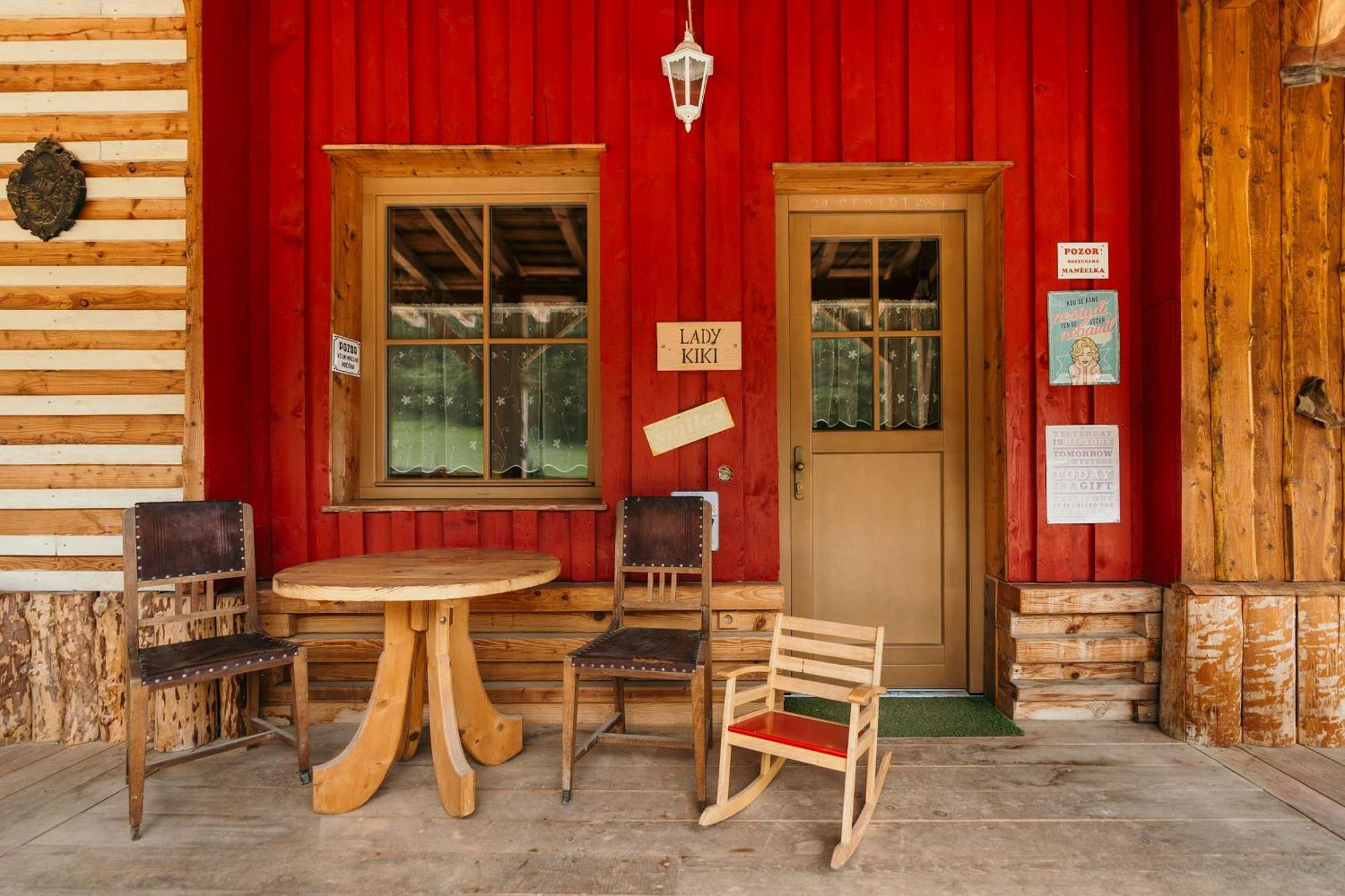 Ranch 13 - Western A Kone Nemsova Номер фото